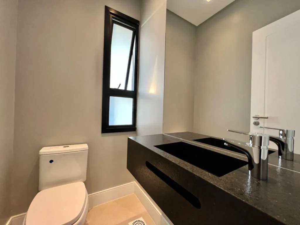 Imagem Casa em Condominio 3 Dormitórios - Bairro --