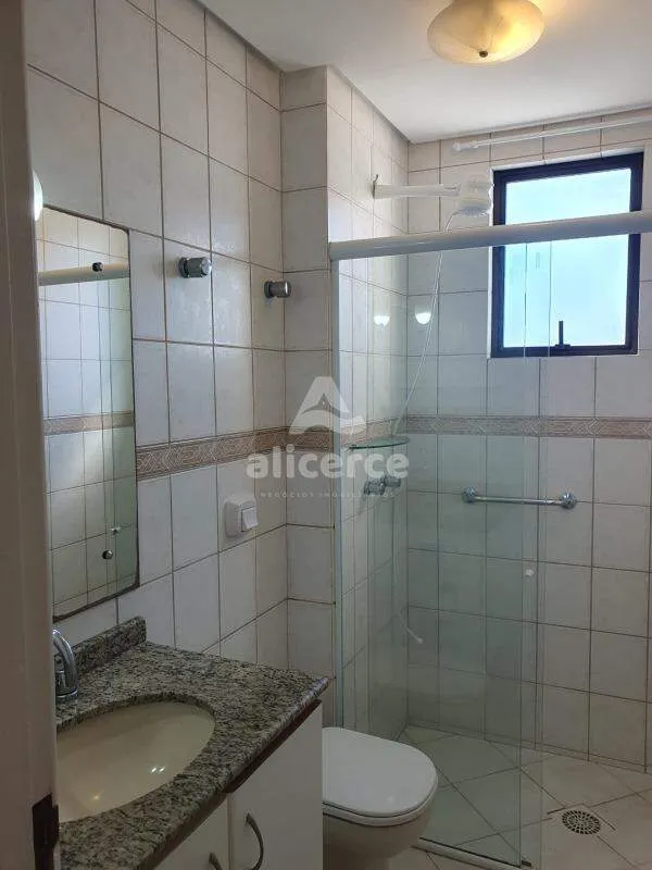 Imagem Apartamento à venda com 2 quartos 1 suíte, 76m² em Centro Florianópolis