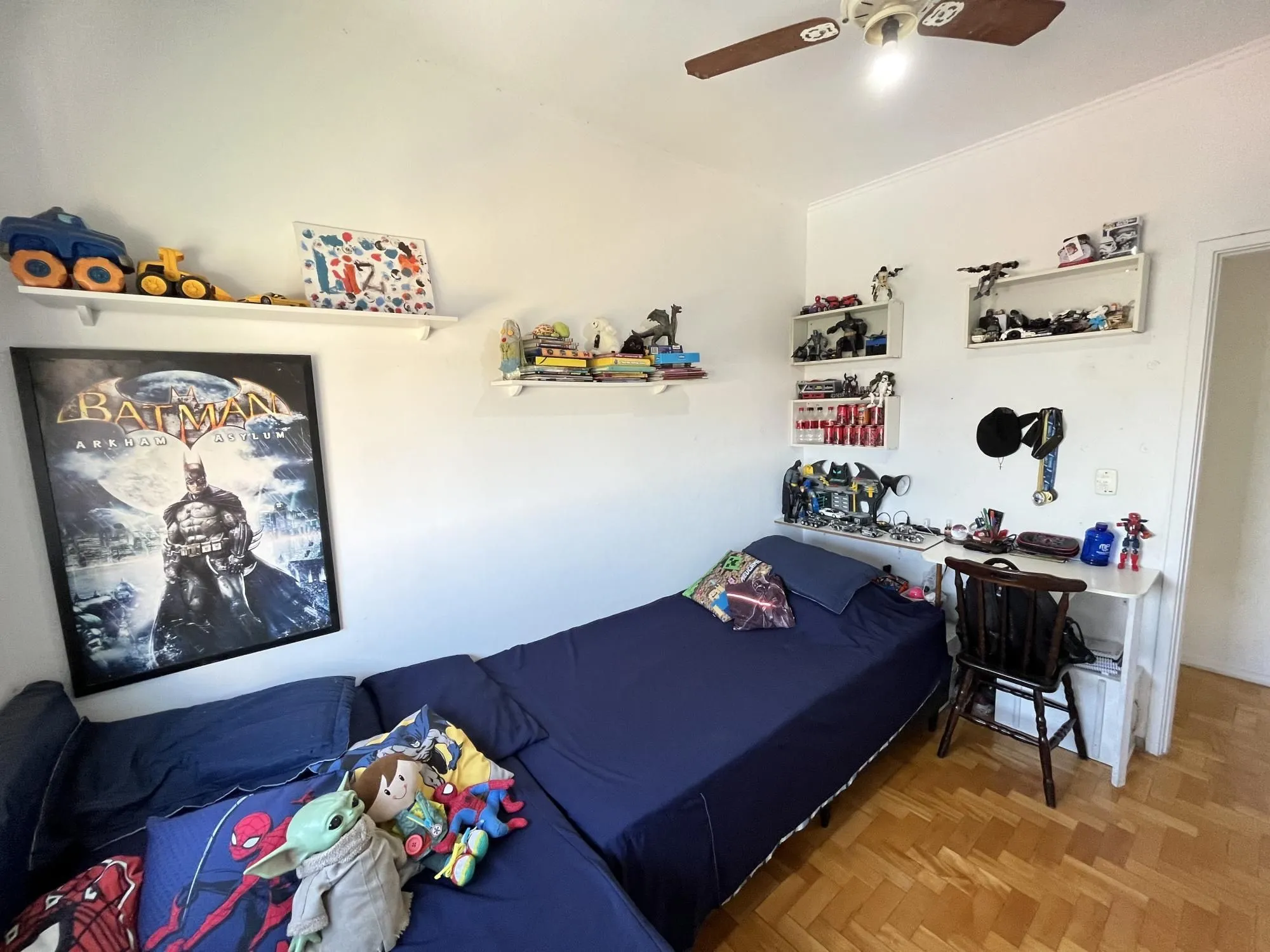 Imagem Apartamento de 3 quartos, suíte e 1 vaga de garagem no bairro Bom Fim em POA/RS