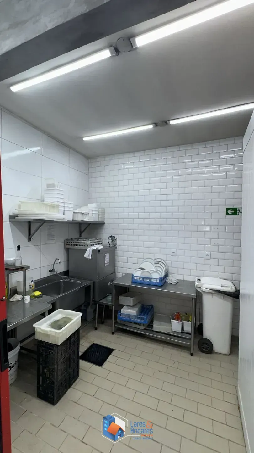 Imagem Casa comercial para venda em Indianópolis, 175m²