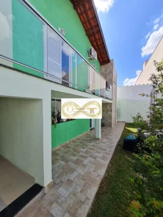 Imagem EXCELENTE CASA DE 177M² ESTILO SOBRADO PARA VENDA EM CAMPINAS.