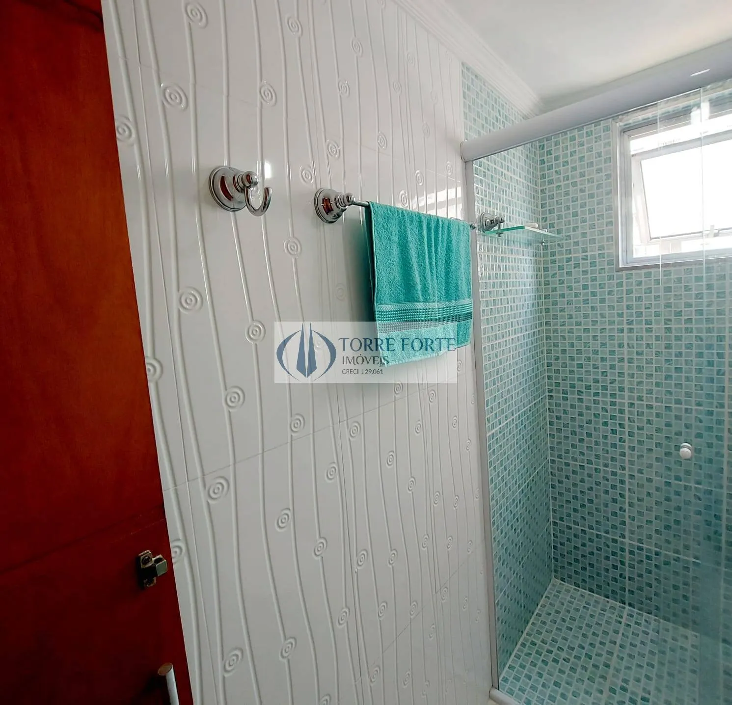 Imagem Apartamento Mobiliado com 2 Dormitórios e 1 Vaga na Vila Ema