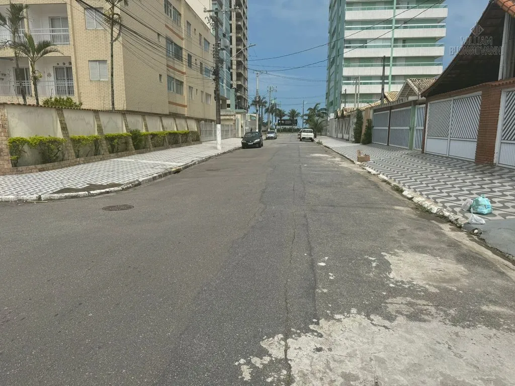 Foto do imóvel asa térrea 5 dormitórios sendo 1suíte no Bairro Imperador em Vila Balneária, Praia Grande - SP