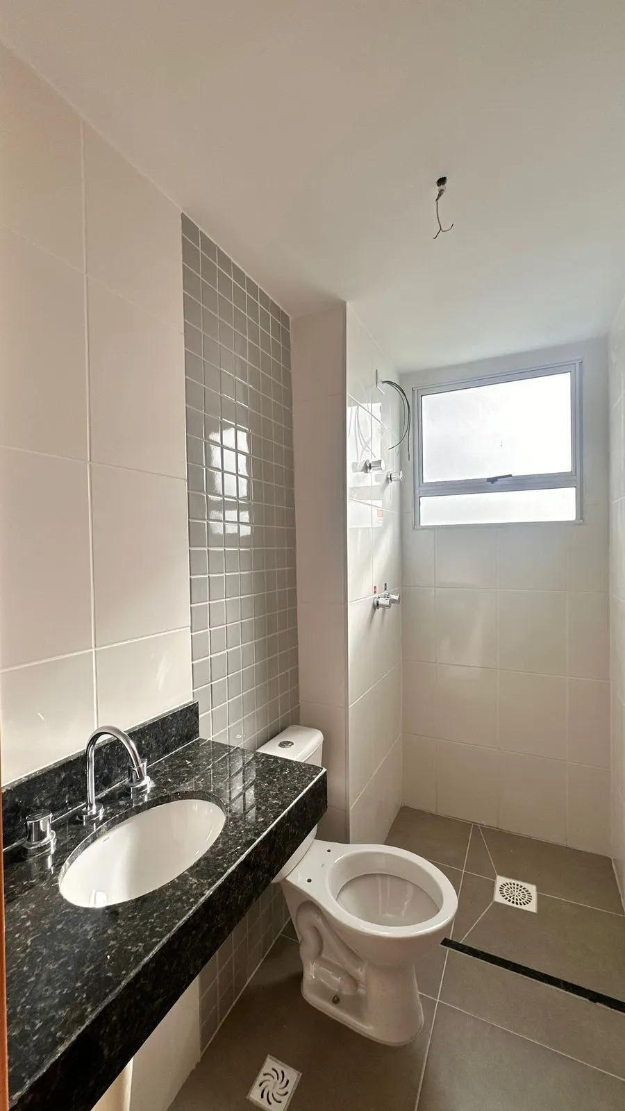 Imagem Apartamento Novo de dois dormitorios e duas vagas