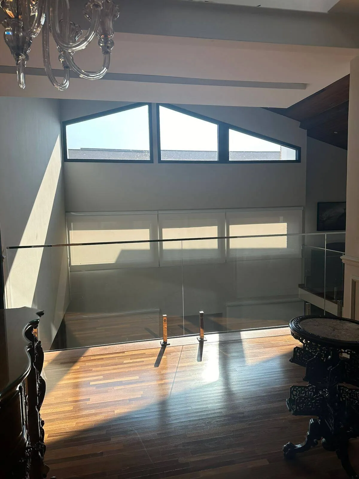 Imagem Sobrado de 403,80m² Localizado no Alphaville Residencial 2 em Barueri/SP!