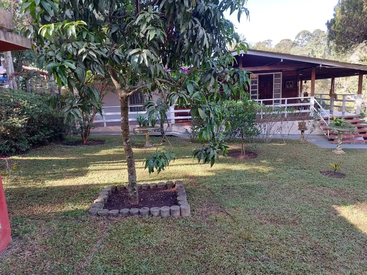 Imagem Chácara com 3 Quartos à Venda, 2000 metros em Jardim Colibri - Embu das Artes
