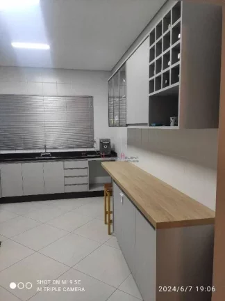 Imagem Casa com 3 dormitórios à venda, 213 m² por R$ 1.400.000,00 - Condomínio Dolce Vita - Itatiba/SP