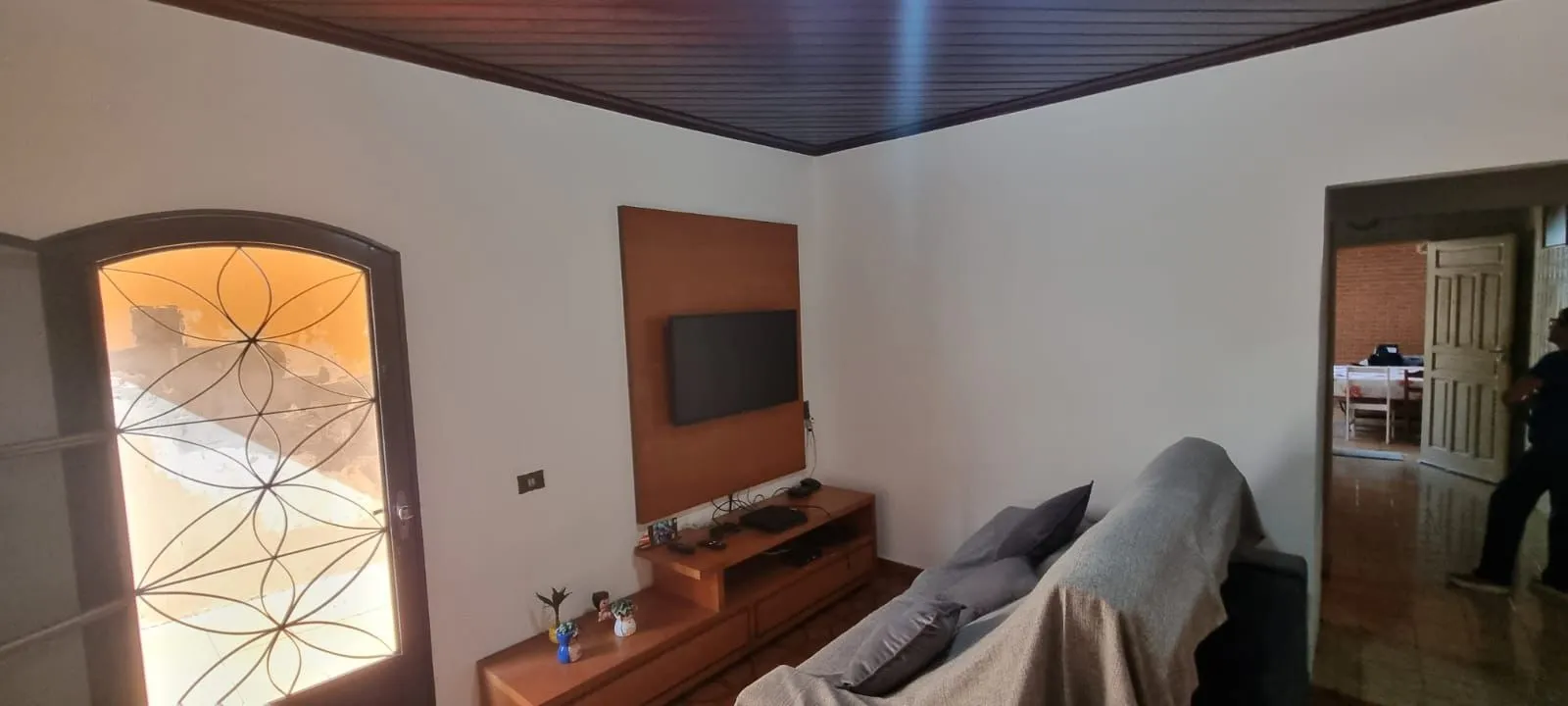 Imagem Linda Casa no Bairro Brigadeiro Tobias em Sorocaba - 2 Dormitórios e Ampla Garagem!