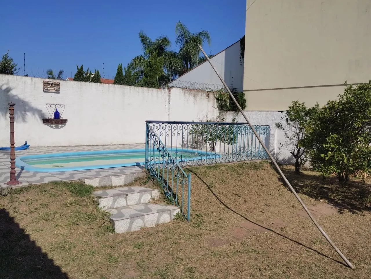 Imagem Casa em terreno amplo na Praia do Laranjal, Pelotas 4 quadras da praia