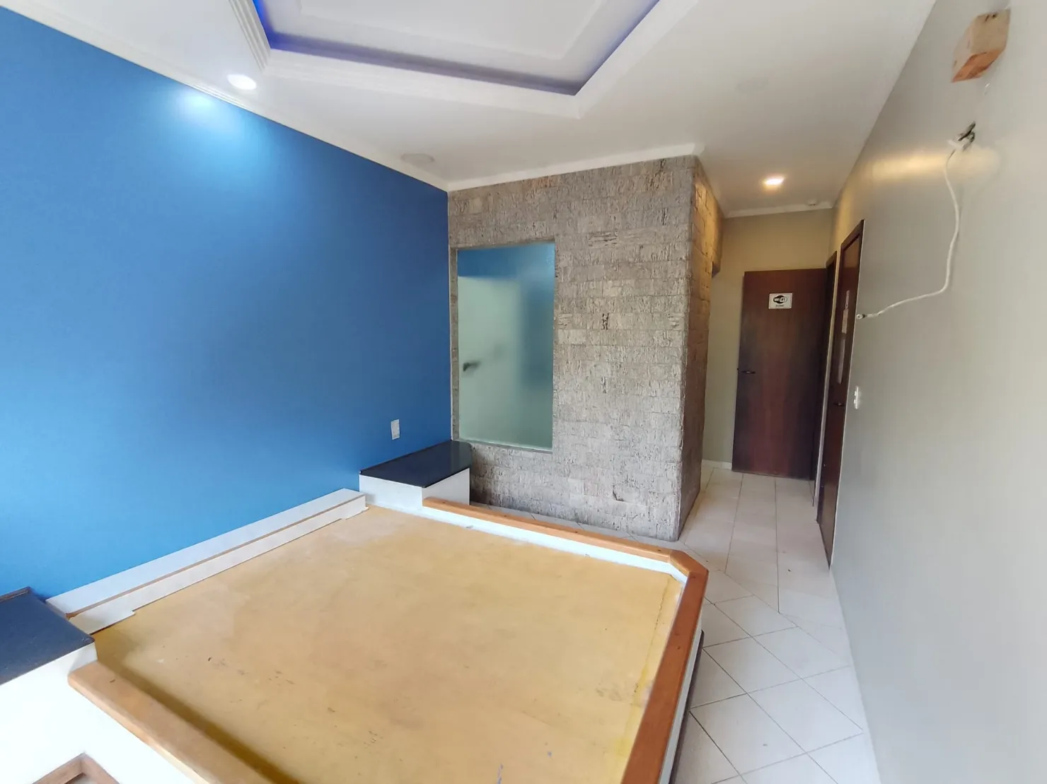 Imagem Comercial à venda 26 Quartos, 20 Suites, 33 Vagas, 23480M², Residencial e Comercial Cidade Morumbi, Pindamonhangaba - SP
