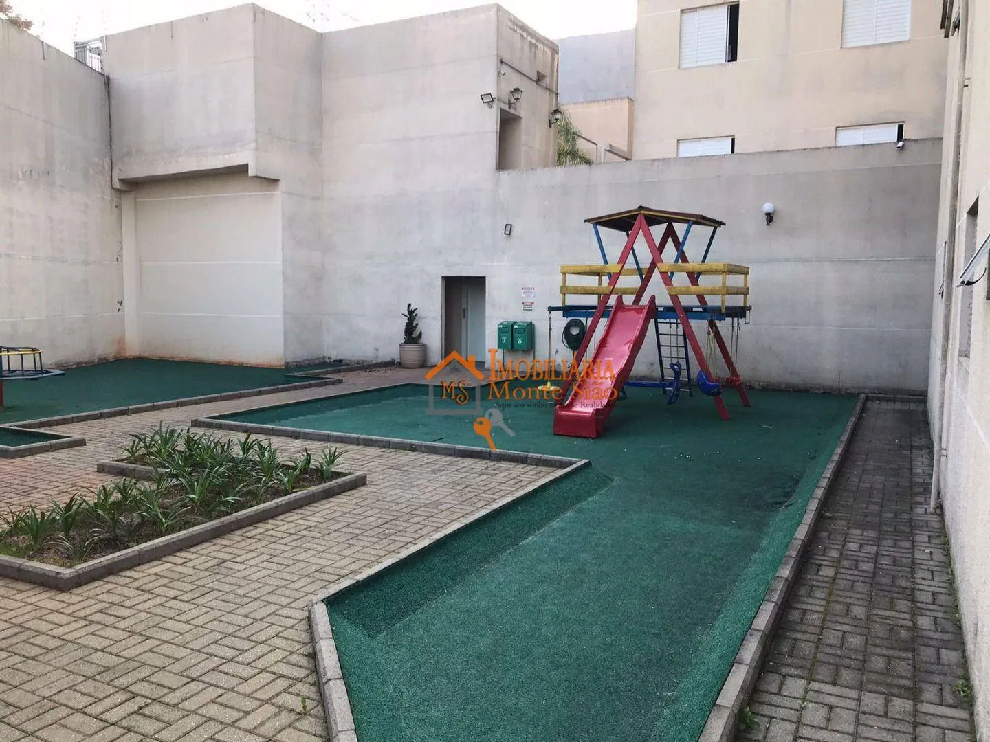 Imagem Apartamento com 2 dormitórios à venda, 46 m² por R$ 230.000,00 - Parque São Miguel - Guarulhos/SP