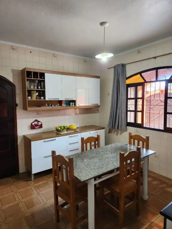 Imagem CASA COM 254,00 m² - BOQUEIRÃO - PRAIA GRANDE SP