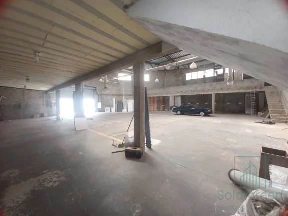 Imagem Galpão industrial à Venda, 723 m² por R$ 2.200,000,00