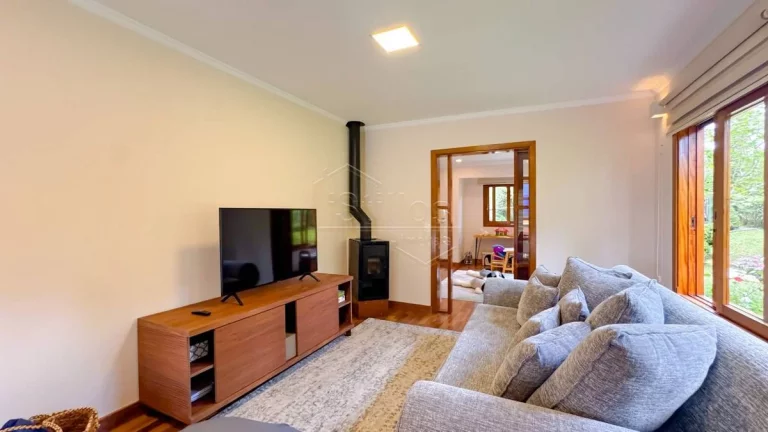 Imagem Casa de Condomínio em Campos do Jordão