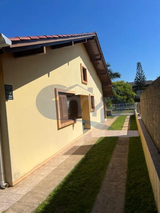 Imagem Casa a venda com 3 dormitorios na Praia Paraiso em Torres/RS