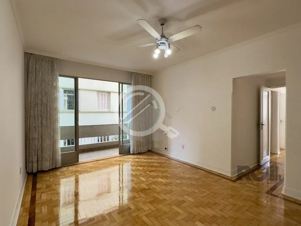 Imagem Apartamento de 170m², totalmente reformado, 3 dormitórios, sendo 1 suíte com sacada, sala de esta...