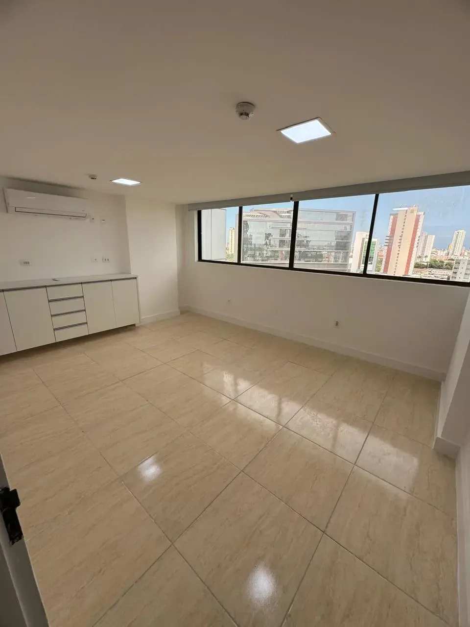 Imagem Sala Comercial à Venda, 34 m² em Espinheiro - Recife