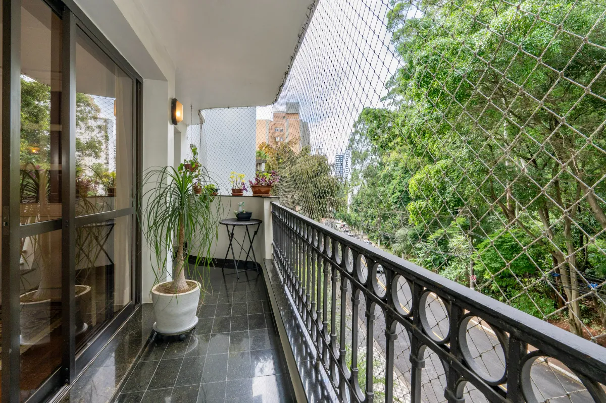 Imagem Apartamento para venda em Vila Andrade com 4 quartos, sendo 2 suítes, 180m2