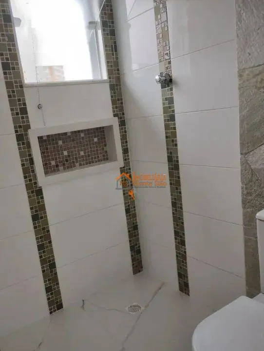 Imagem Sobrado com 4 dormitórios à venda, 309 m² por R$ 1.500.000,00 - Centro - Arujá/SP