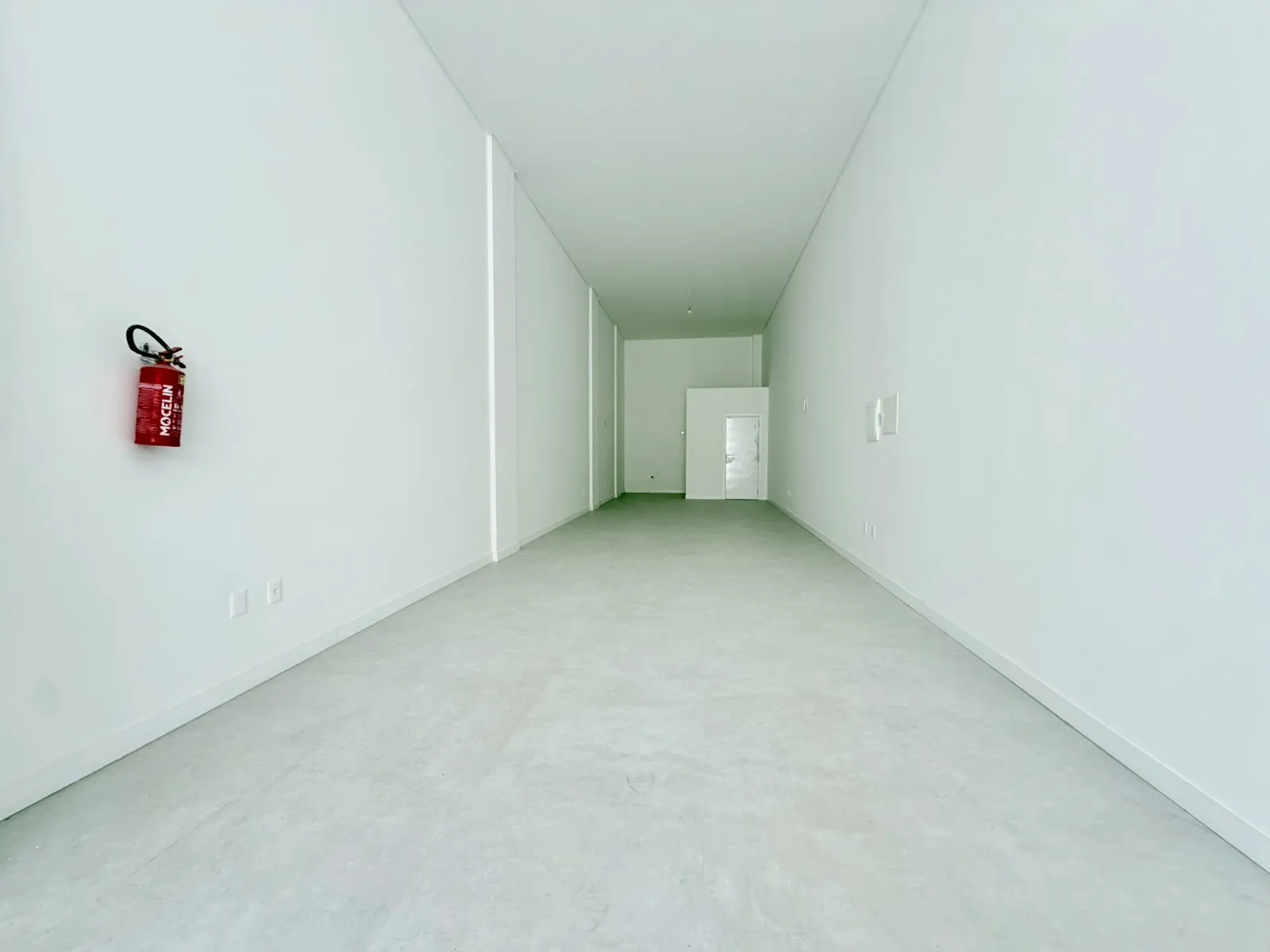 Imagem Sala Comercial à venda com 76m2 por R$ 950.000,00