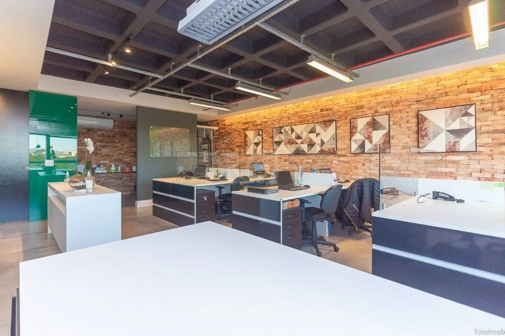 Imagem Conjunto/Sala para Venda - 106.57m², 0 dormitórios, 2 vagas - Petrópolis