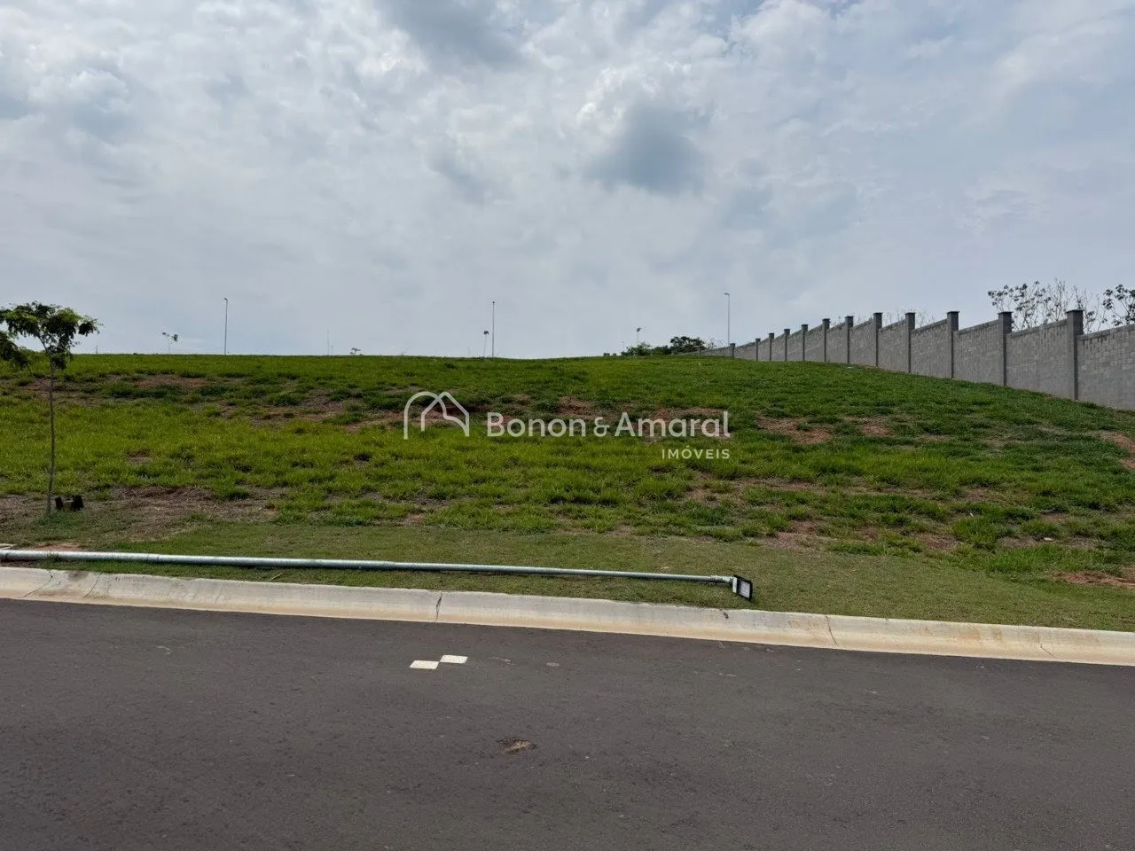 Imagem Terreno à venda com 393,19 m² no Loteamento Alphaville em Campinas - SP
