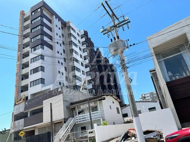 Imagem EXCELENTE APARTAMENTO NOVO MOBILIADO PARA VENDA EM TORRES- CENTRO
