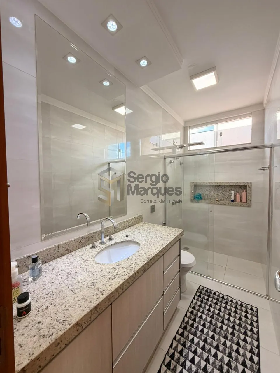Imagem Sobrado à venda - 227m² - Condomínio Ecoville, Umuarama-PR