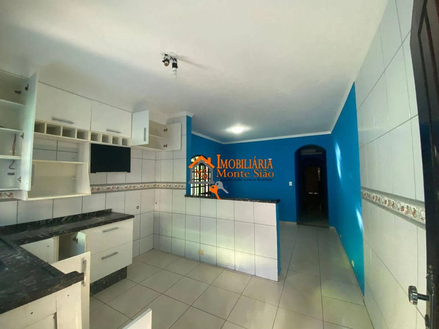 Imagem Sobrado à venda por R$ 720.800,00 - Vila Nova Bonsucesso - Guarulhos/SP