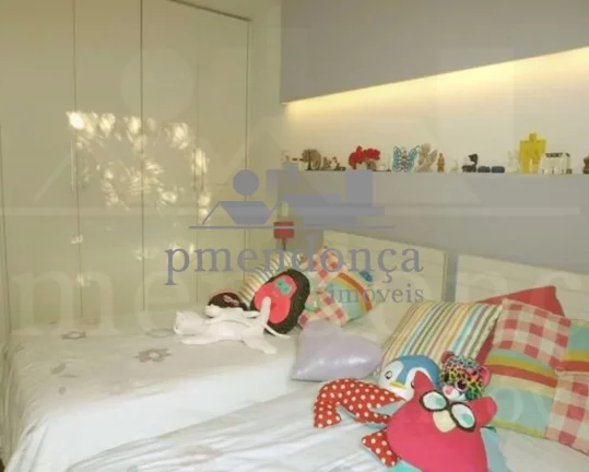 Imagem Apartamento com 141m² em localização privilegiada nas Perdizes.