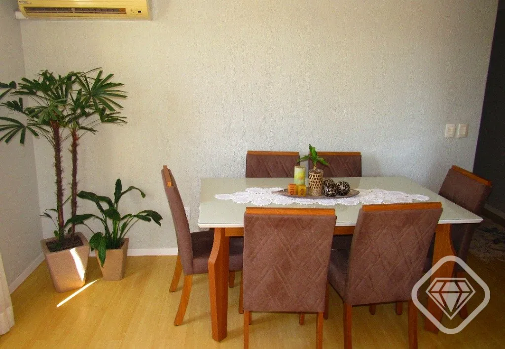Imagem Apartamento espaçoso próximo ao Zaffari.
Conforto, localização e excelente custo benefício

Est...