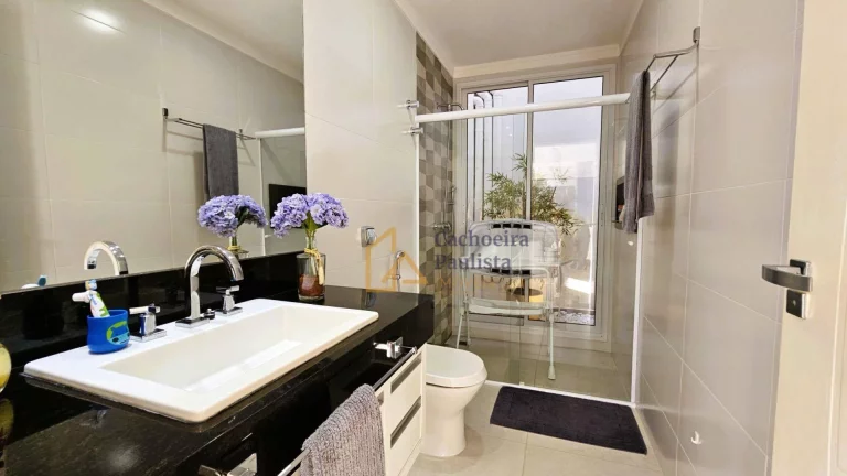Imagem Casa com 4 dormitórios à venda - Jardim Nova Cachoeira - Cachoeira Paulista/SP