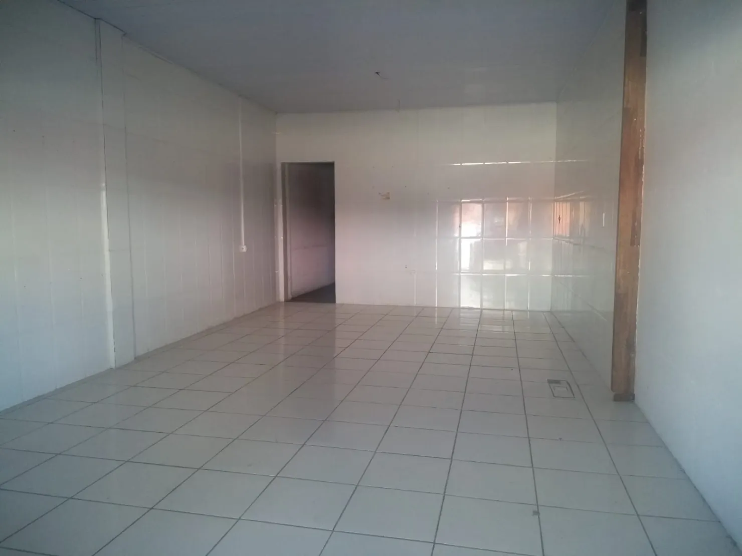 Imagem Comercial para Locação 2 Vagas, Residencial Estoril, Taubaté - SP