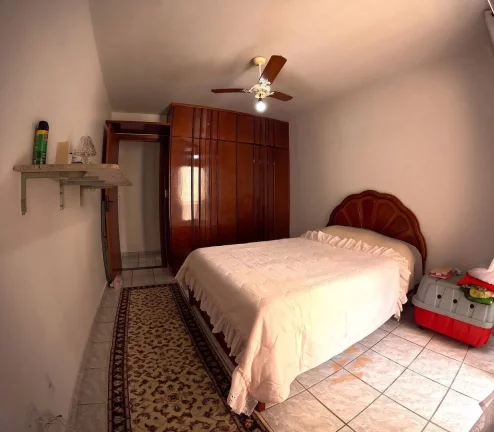 Imagem Apartamento 02 Quartos de fundos em prédio a beira mar.