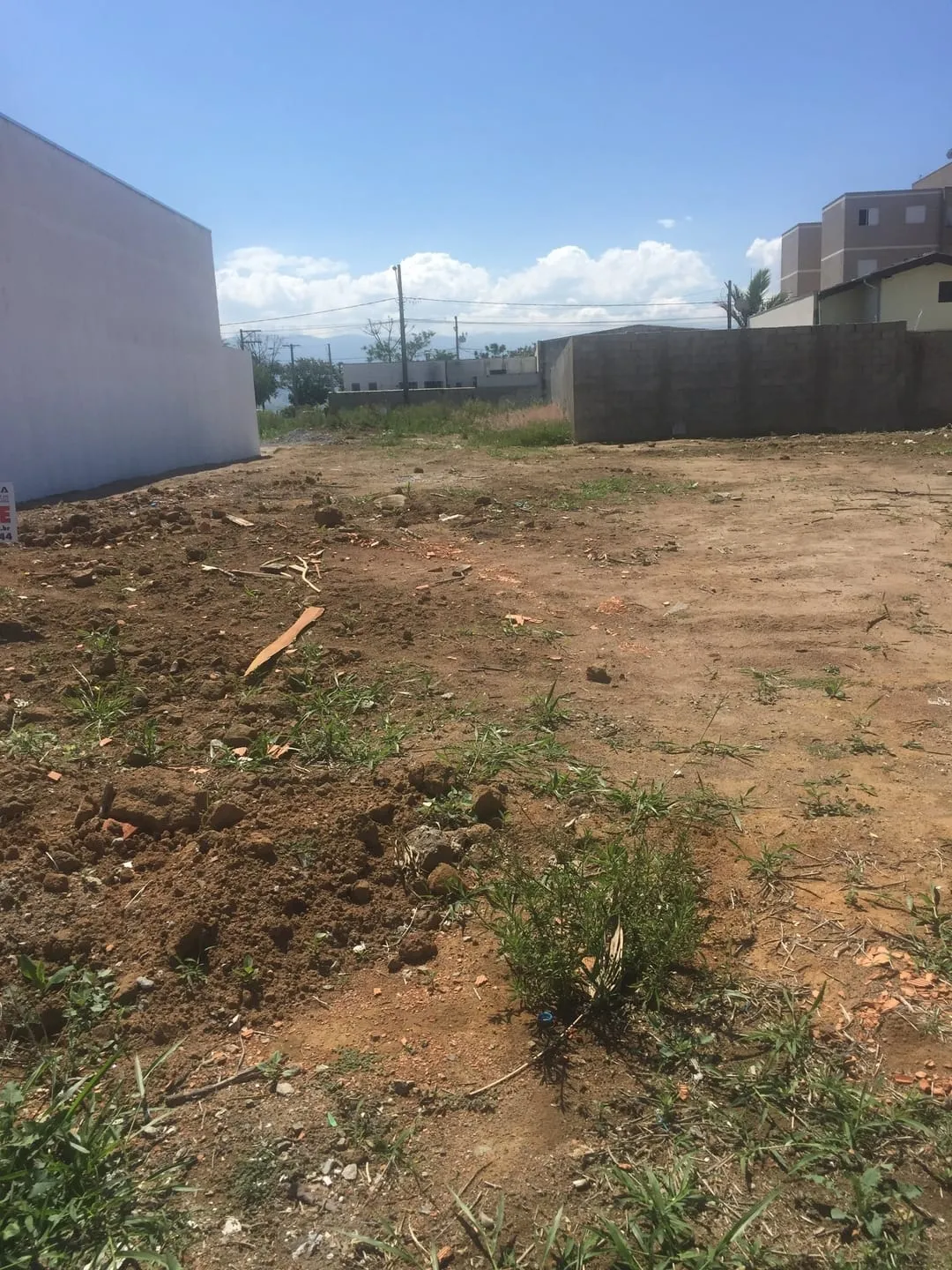 Imagem Terreno à venda 200M², Parque das Palmeiras, Pindamonhangaba - SP