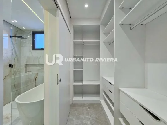 Imagem Casa no Módulo 11 da Riviera com 6 suítes, piscina, jacuzzi e praça de fogo integrada à natureza