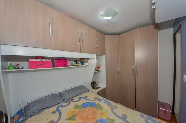Imagem Apartamento com 2 Quartos à Venda, 48 m² em Novo Mundo - Curitiba
