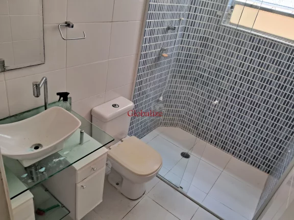 Imagem Apartamento térreo de fundos de 1 dormitório para reforma em Santos no Embaré à venda por R$ 325.000,00