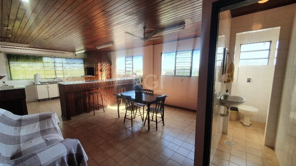 Imagem Predio para Venda 4 dormitórios, 4 vagas - São Sebastião
