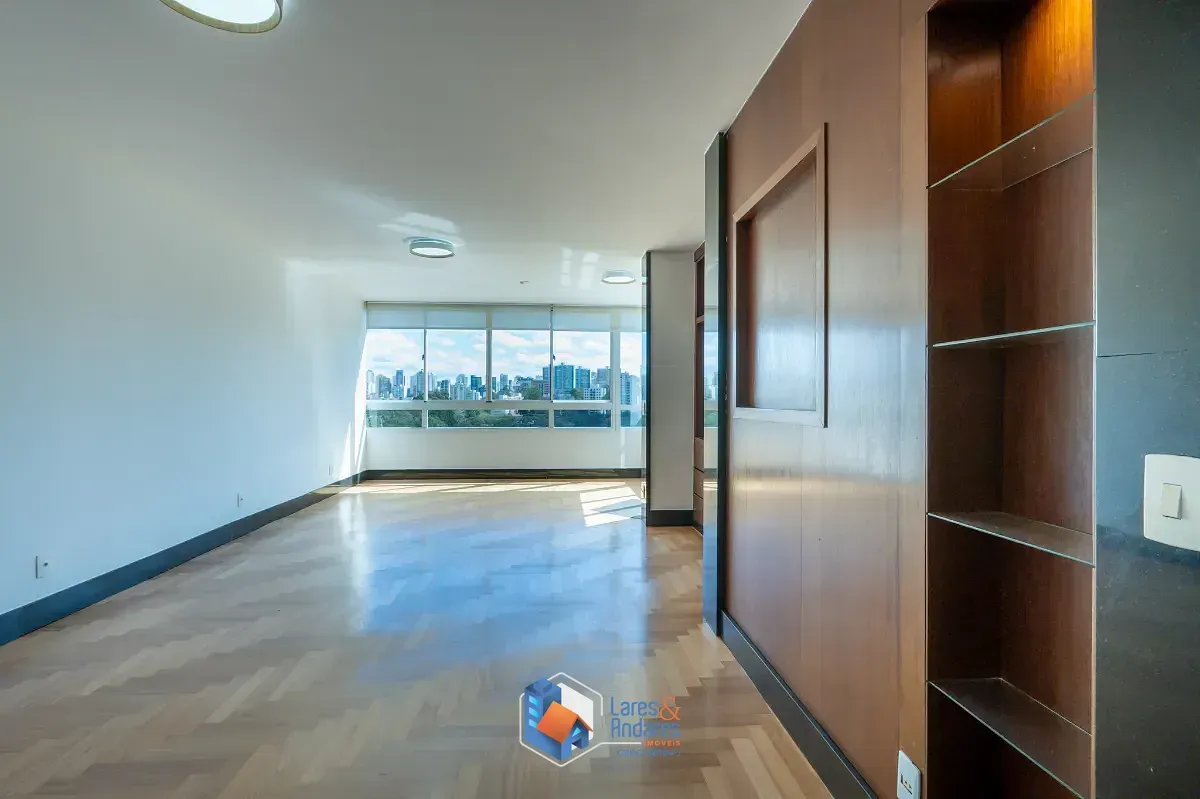 Imagem Cobertura para venda em Paraíso do Morumbi com 3 quartos, sendo 2 suítes, 236m²