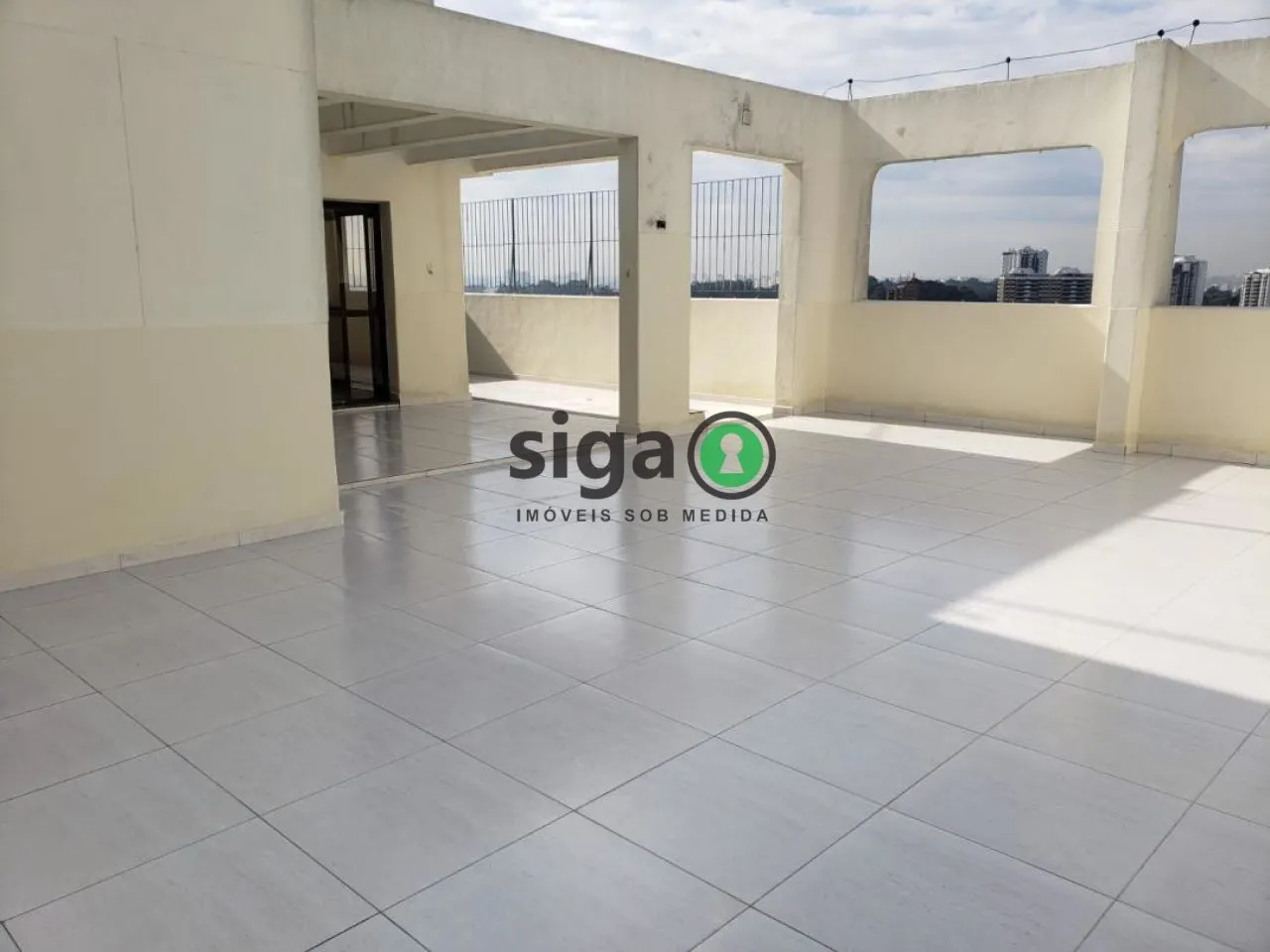 Imagem Cobertura Duplex a venda no Alto da Boa Vista com 6 quartos