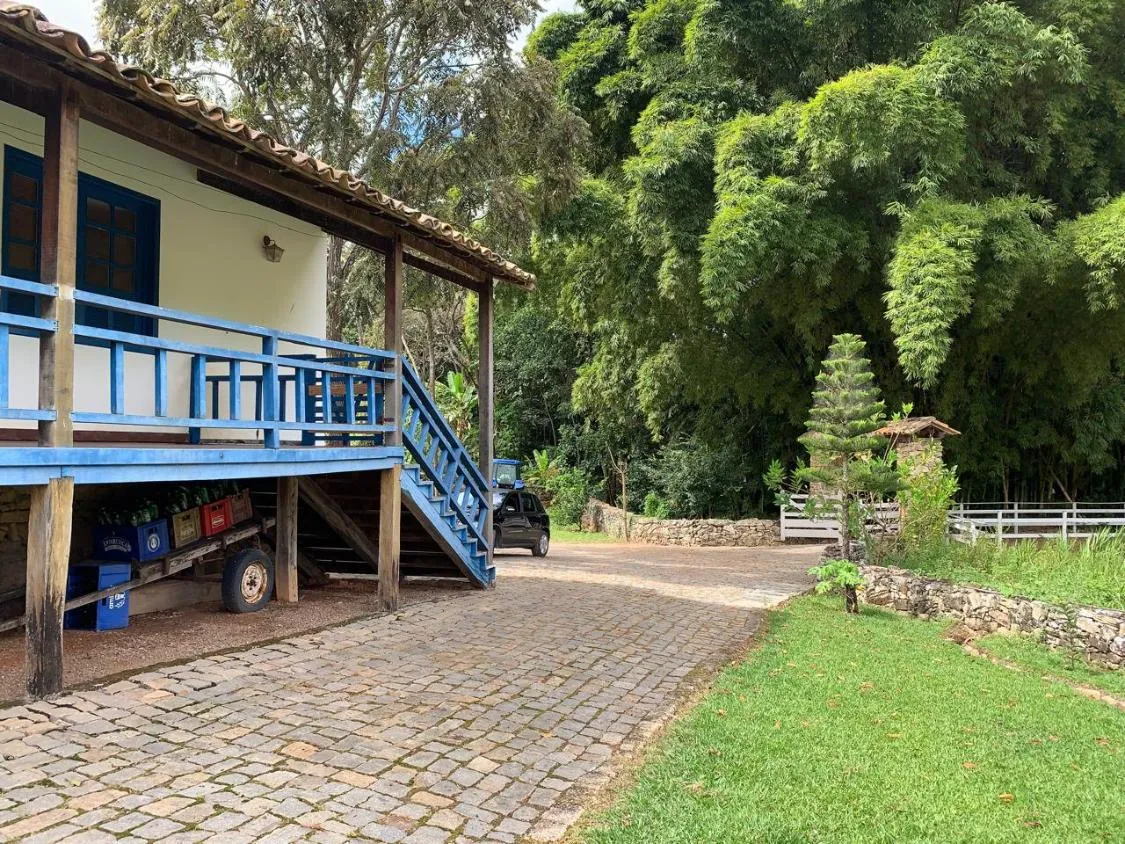 Imagem Vendo uma fazenda de 138 hectares em Passatempo/MG,