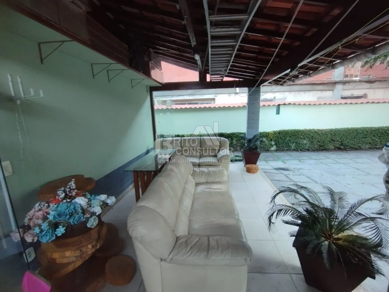 Imagem Casa Duplex com 3 Quartos à Venda no Mutondo 200 m² | 3 Suites | Energia Solar | Vaga - São Gonçalo/RJ.