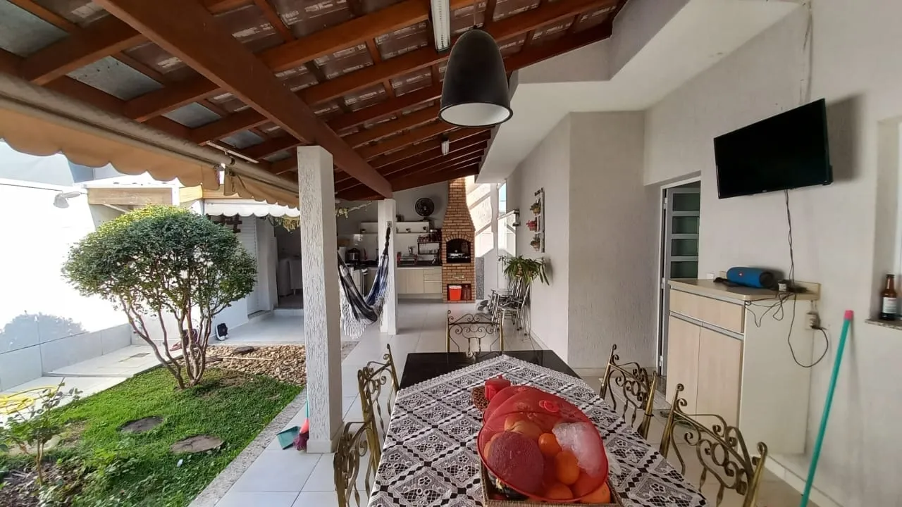 Imagem Casa à venda 3 Quartos, 2 Suites, 179M², Piracangaguá, Taubaté - SP | Condomínio Ouroville