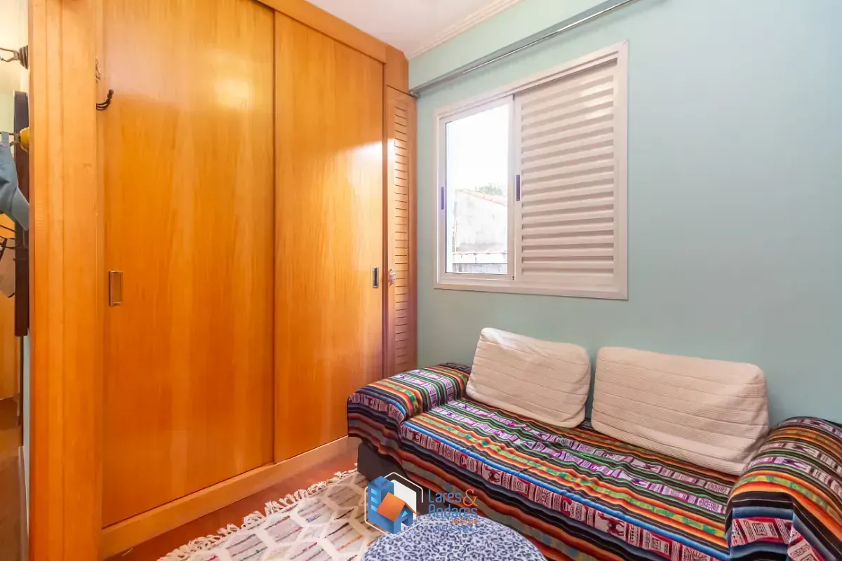 Imagem Sobrado para venda em Mirandópolis com 3 quartos, sendo 2 suítes, 234m²