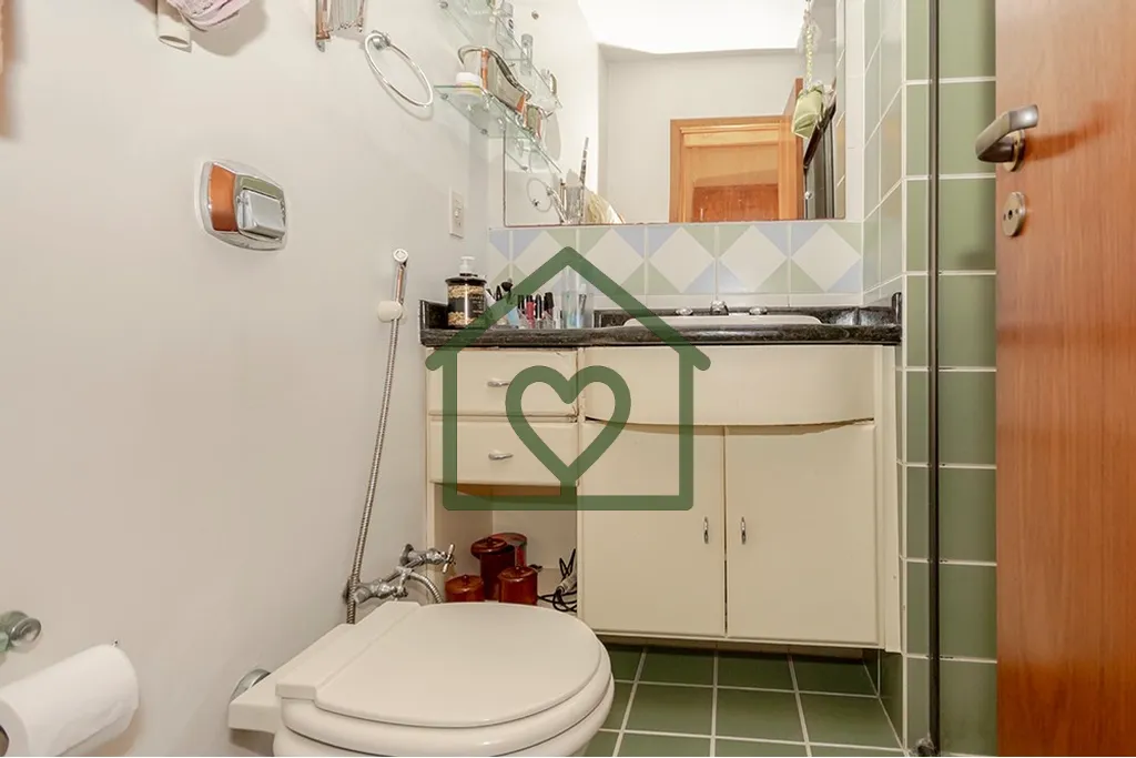 Imagem Imagine viver em uma casa ampla, cheia de charme e rodeada pela tranquilidade da natureza, sem abrir...