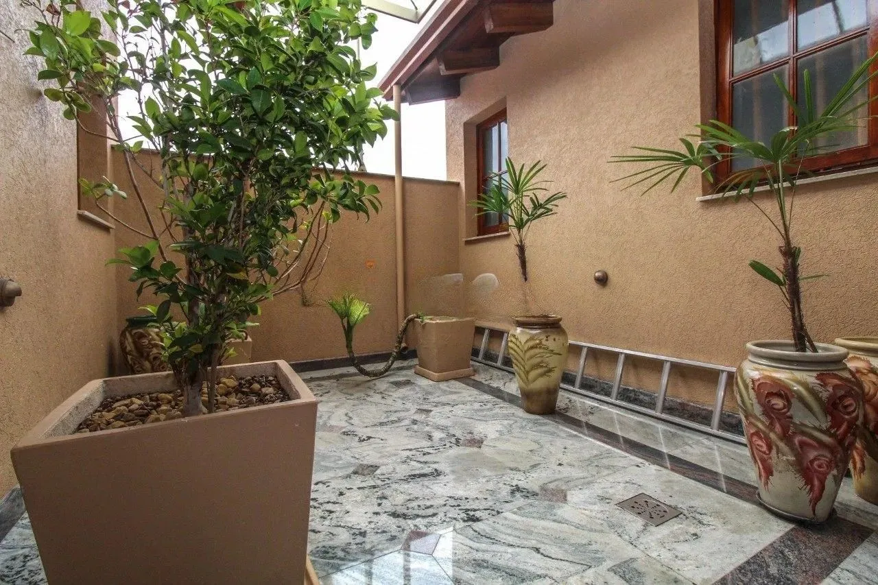 Imagem Casa 612m² - 3 suíte, 8 vagas no bairro Medianeira
