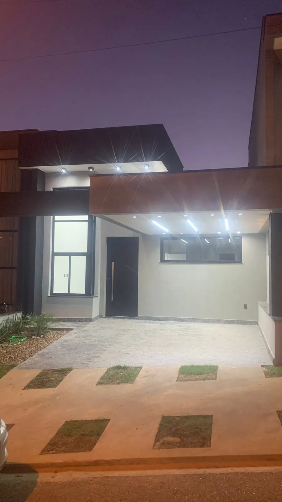 Imagem Casa Moderna e Confortável no Condomínio Horto Florestal Villagio - Sorocaba