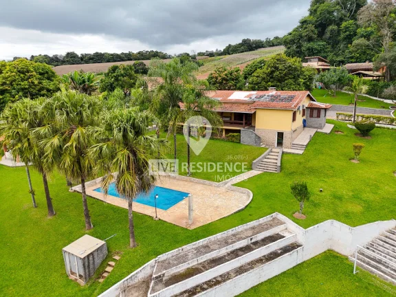Chácara com 4.000m² de terreno e muito lazer