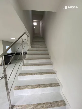 Imagem Excelente casa duplex Santos dumont